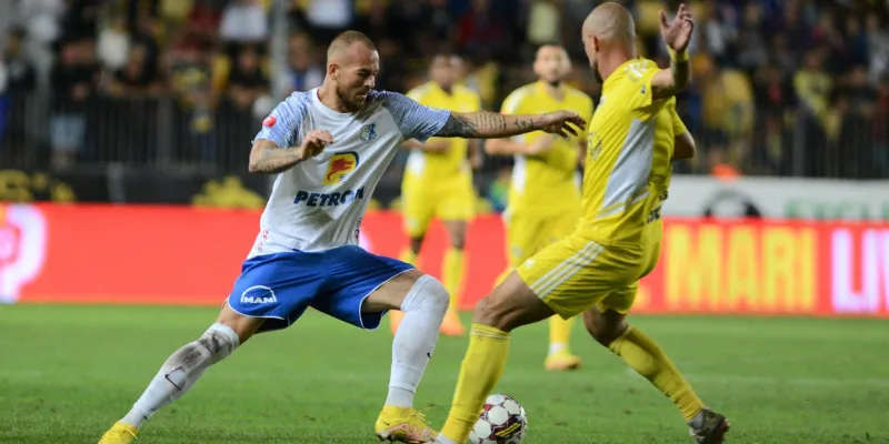 Farul Constanta nhỉnh hơn Petrolul nhờ lợi thế sân nhà Superliga